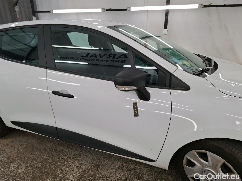  Renault  Clio  IV Air 1.5 dCi 90CV BVM5 E6 #16
