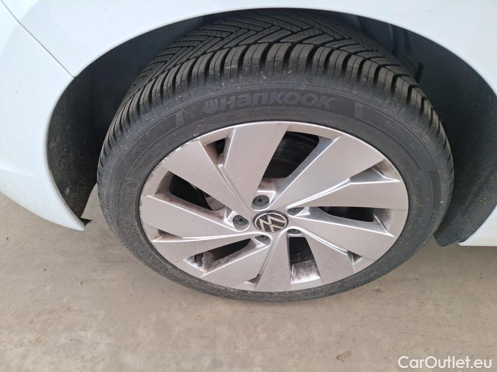  Volkswagen  Golf  VIII Berline Style 1st 2.0 TDI 150CV BVA7 E6dT #11