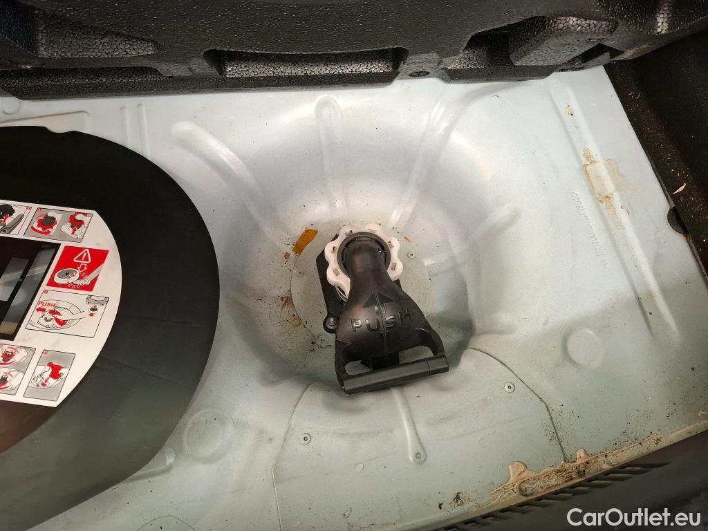  Renault  Clio  IV Air 1.5 dCi 90CV BVM5 E6 #17
