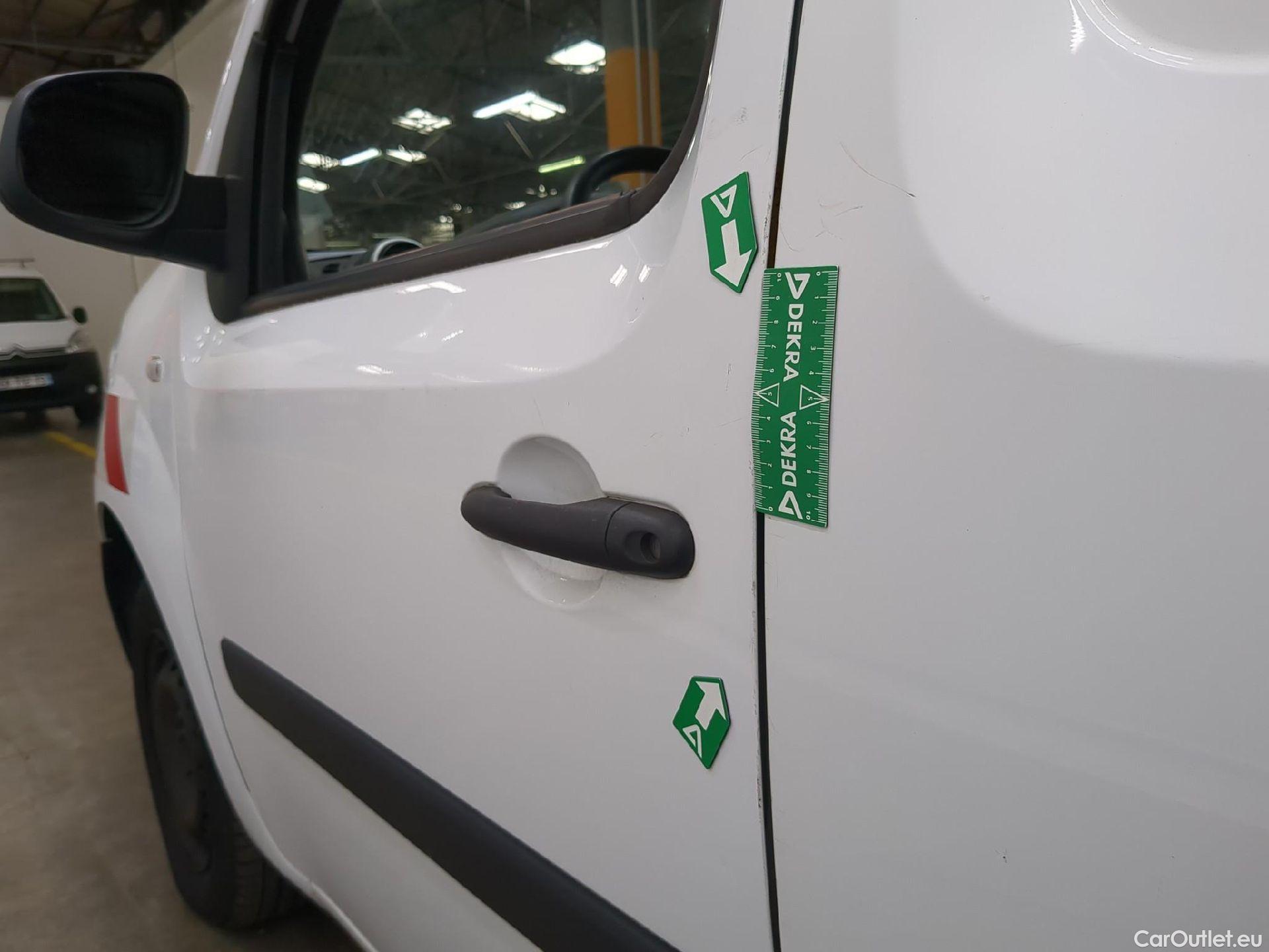  Renault  Kangoo  II Express Maxi Extra (Série Spéciale) 1.5 dCi 95CV BVM6 E6dT #49