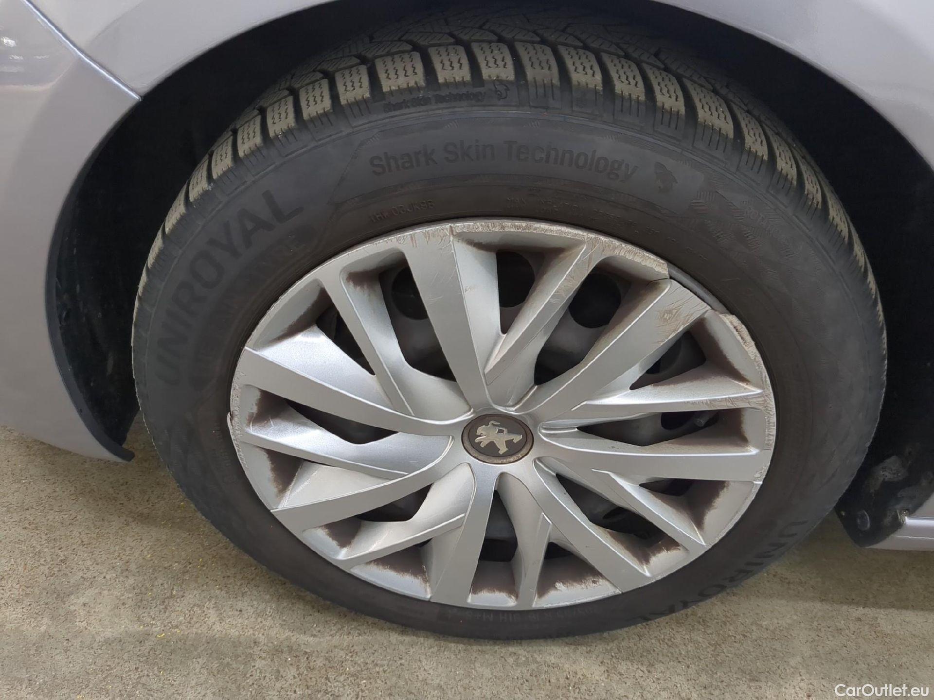 Peugeot  308  Sté Premium Pack 1.5 HDI 100CV BVM6 E6dT #8