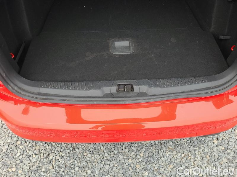  Ford  Focus   Turnier (CGE)(2018->) Foc.Kom.1.5EBl.95 Trend #14