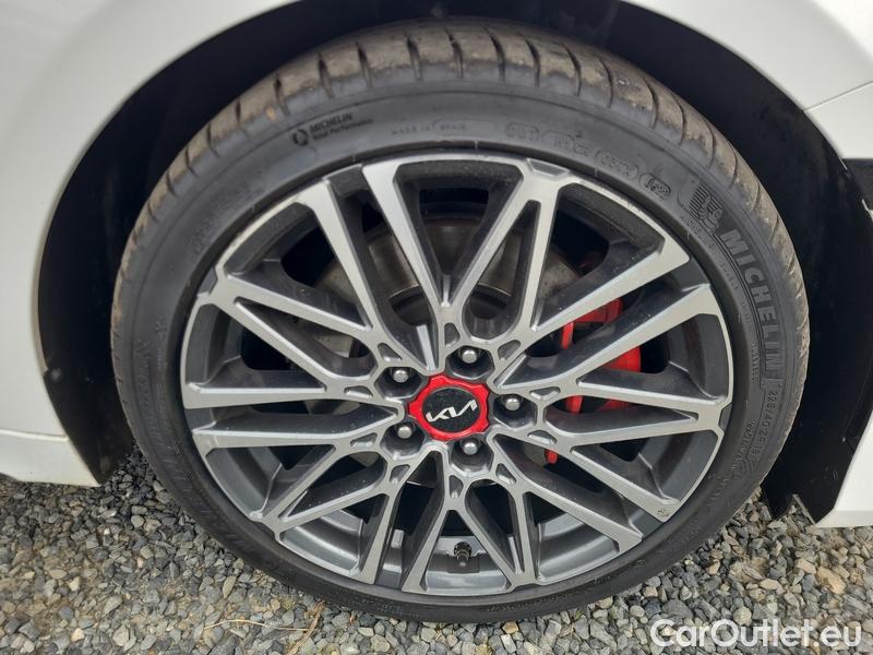  KIA  Cee'd ProCeed  (CD)(2018) ProCeed 1.6 T-GDI GT AT 5d #19