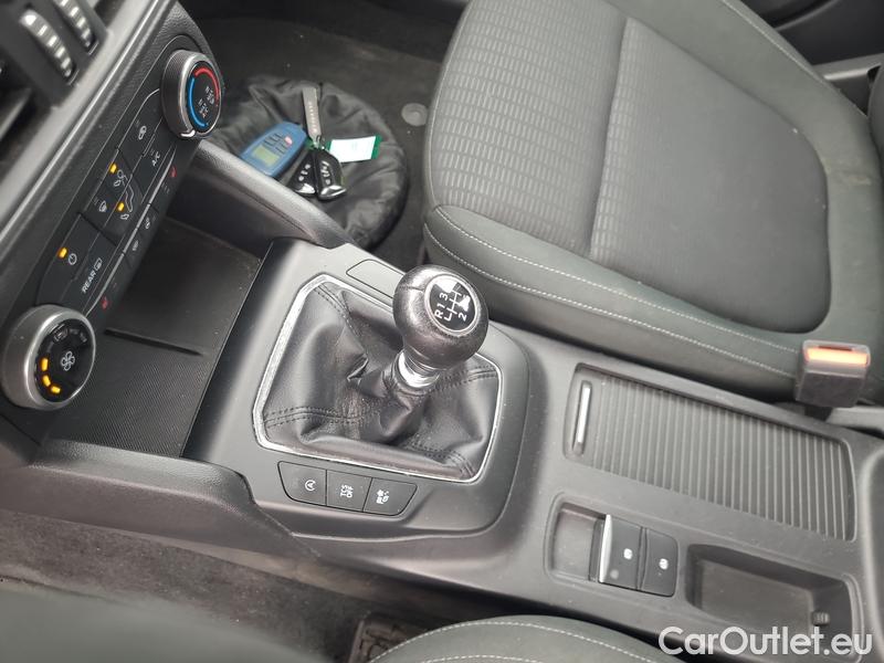  Ford  Focus   Turnier (CGE)(2018->) Foc.Kom.1.5EBl.95 Trend #23