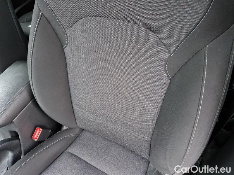  Hyundai  i30   cw (PD)(2017->)  kom.1.6CRDi 115 Smart #9