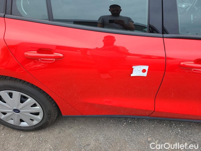  Ford  Focus   Turnier (CGE)(2018->) Foc.Kom.1.5EBl.95 Trend #9