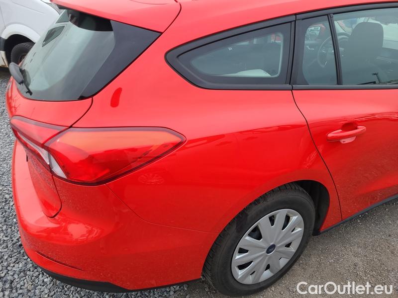  Ford  Focus   Turnier (CGE)(2018->) Foc.Kom.1.5EBl.95 Trend #8