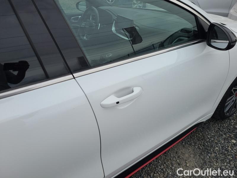  KIA  Cee'd ProCeed  (CD)(2018) ProCeed 1.6 T-GDI GT AT 5d #18