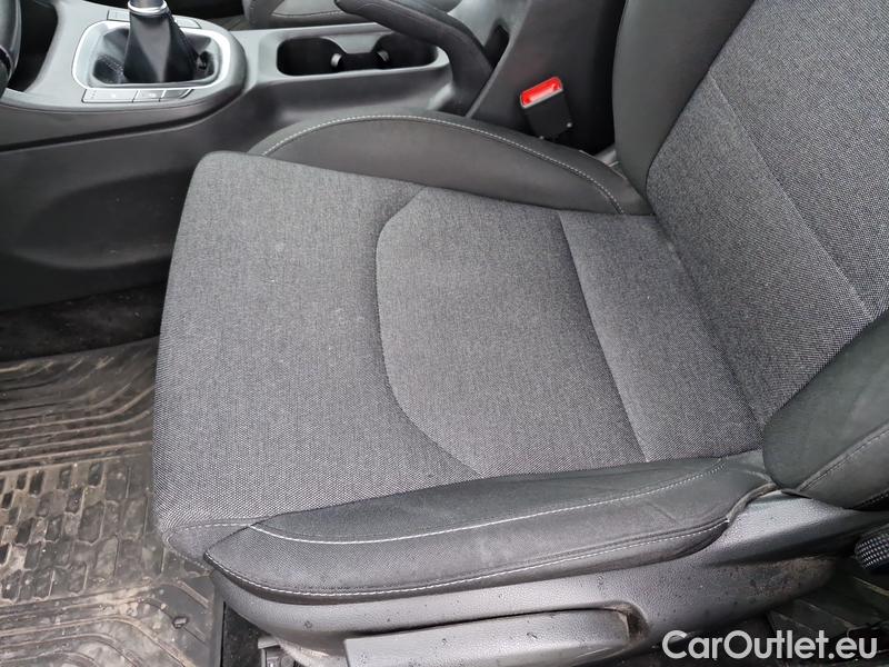  Hyundai  i30   cw (PD)(2017->)  kom.1.6CRDi 115 Smart #8