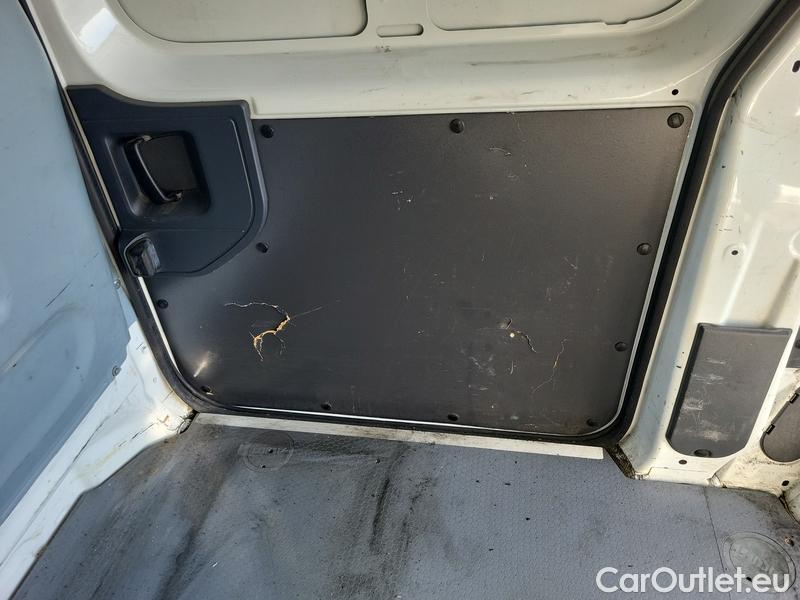  Toyota  Proace  (2016 ->)  D4D128 L 1.2L2H2 #33