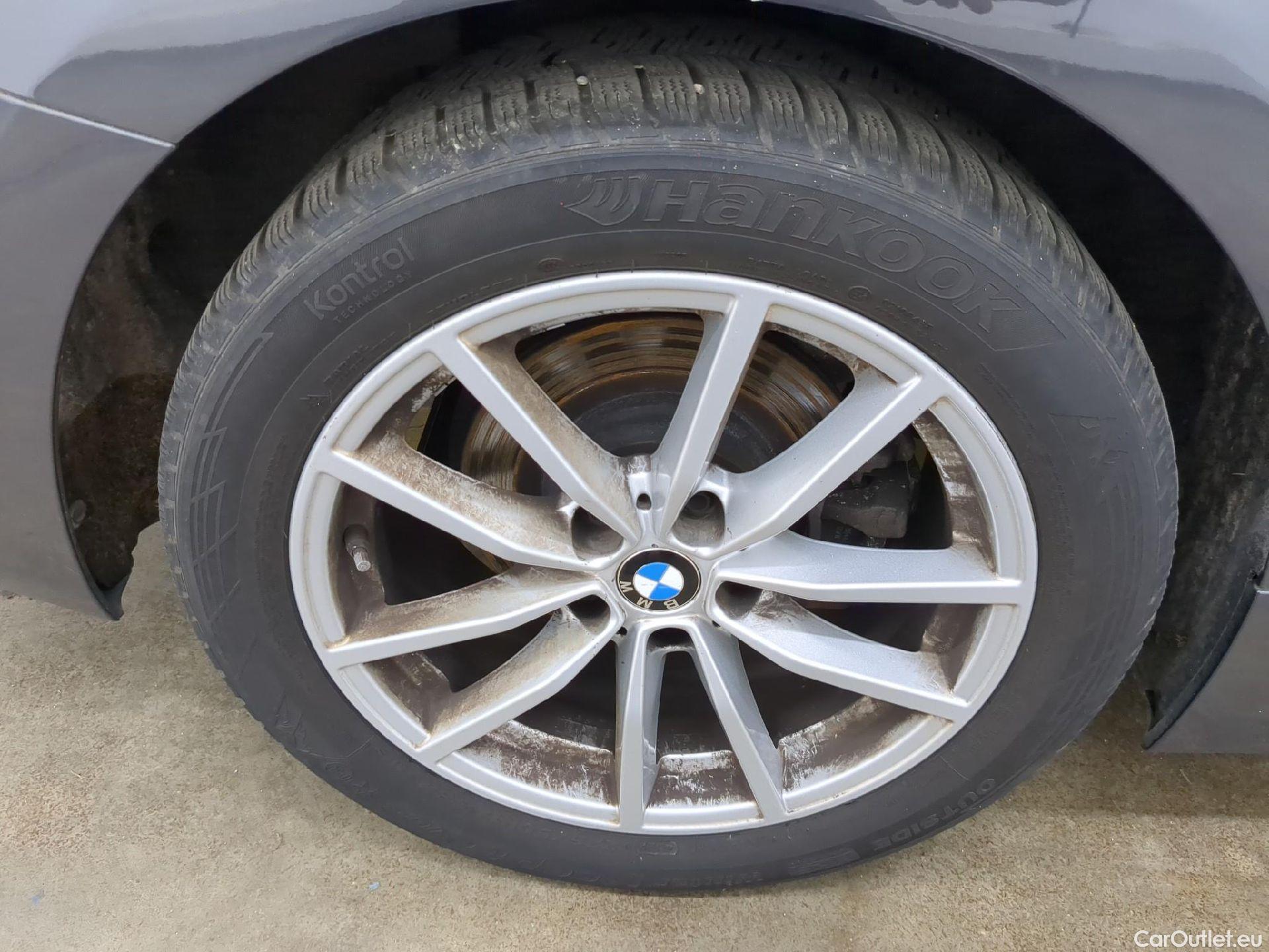  Bmw  Serie 3 BMW Série 3 Touring / 2019 / 5P / Break 320d 190ch Business Design BVA8 #5