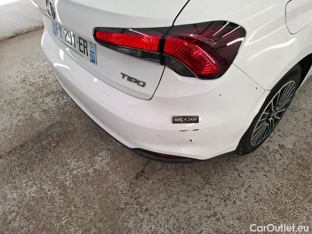  Land Rover  Discovery FIAT Tipo / 2020 / 5P / Berline 1.6 MultiJet 130ch S/S Life #1