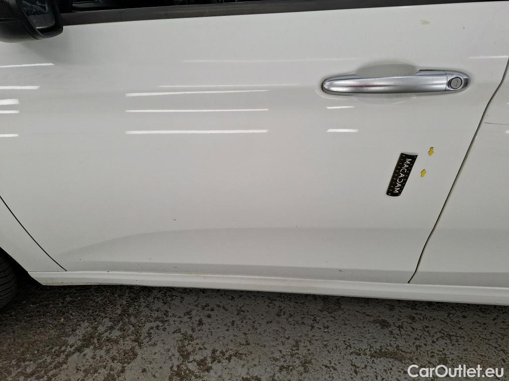  Land Rover  Discovery FIAT Tipo / 2020 / 5P / Berline 1.6 MultiJet 130ch S/S Life #12
