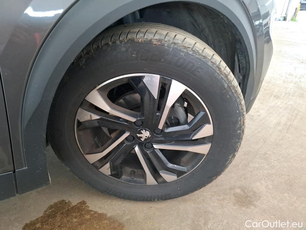  Peugeot  2008  Allure Pack 1.5 HDi 110CV BVM6 E6d #21