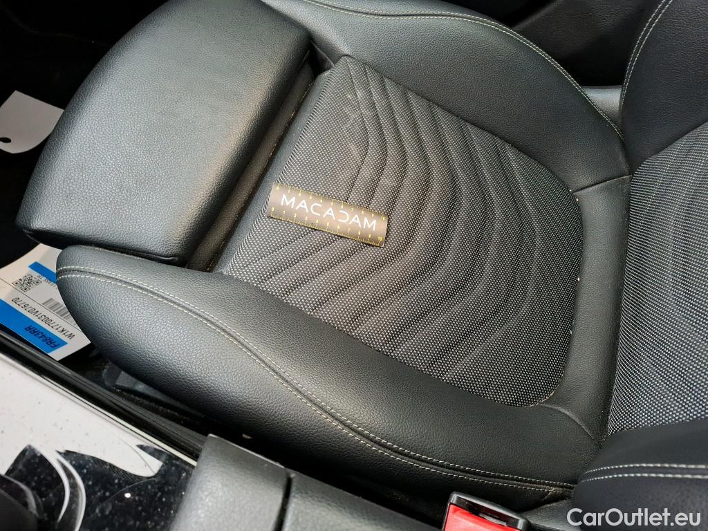  Mercedes  A-Klasse MERCEDES-BENZ Classe A Compact / 2018 / 5P / Berline A 180 d Business Line #28