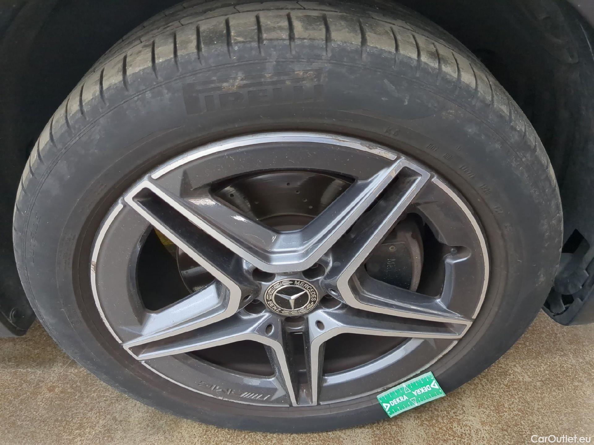  Mercedes  GLB MERCEDES-BENZ  / 2019 / 5P / SUV  200 d AMG Line #7