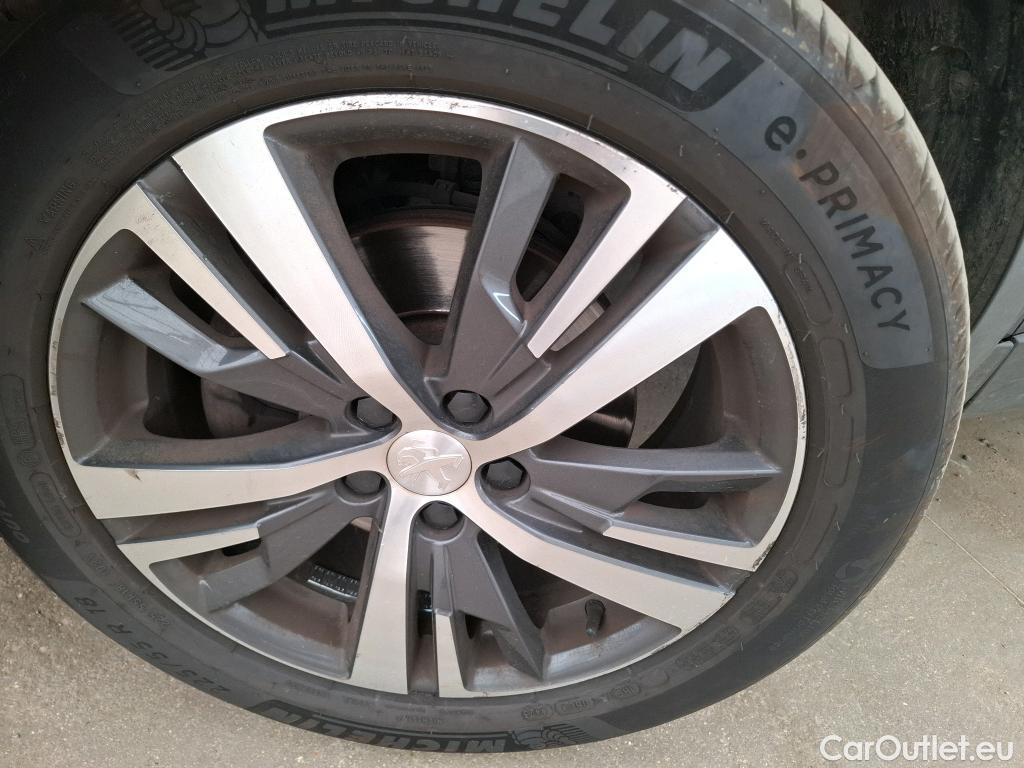  Peugeot  3008  Allure Pack 1.5 HDi 130CV BVA8 E6d #17