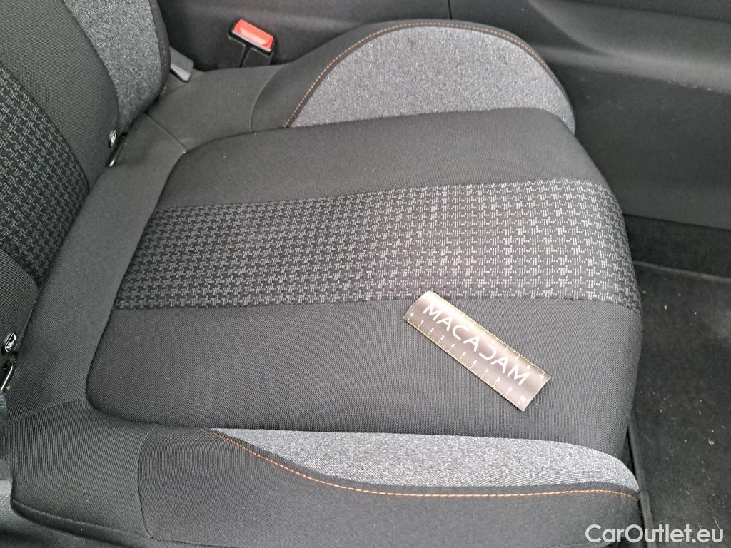  Peugeot  3008  Active Pack 1.2 PureTech 130CV BVA8 E6d #15