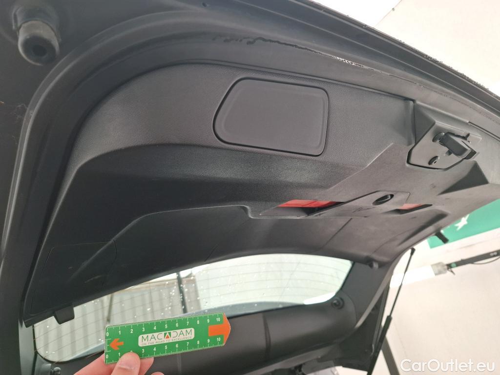  Peugeot  3008  II Active Pack 1.5 HDi 130CV BVA8 E6d #19