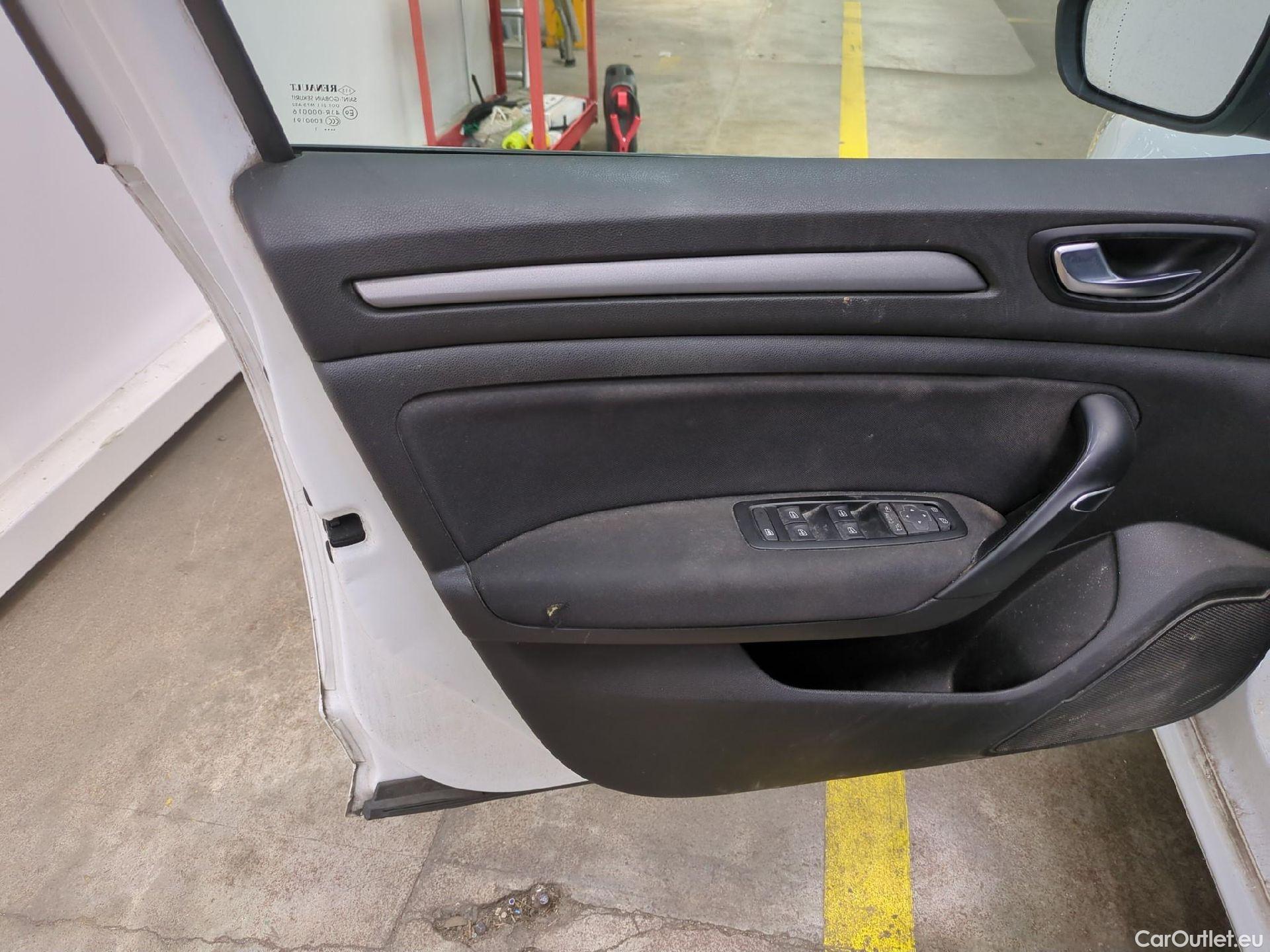 Renault  Megane  IV Grandtour Business 1.5 dCi 115CV BVM6 E6d #17