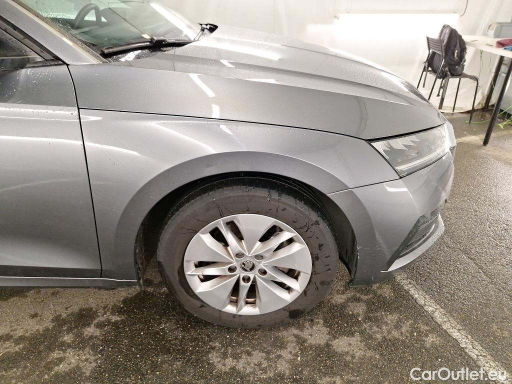  Skoda  Octavia  Break Business 2.0 TDI 115CV E6d #10
