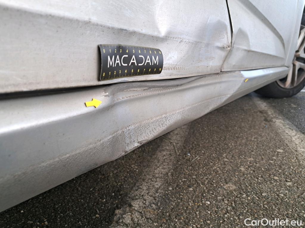  Renault  Megane  IV Grandtour Business 1.5 dCi 110CV BVA6 E6 #8