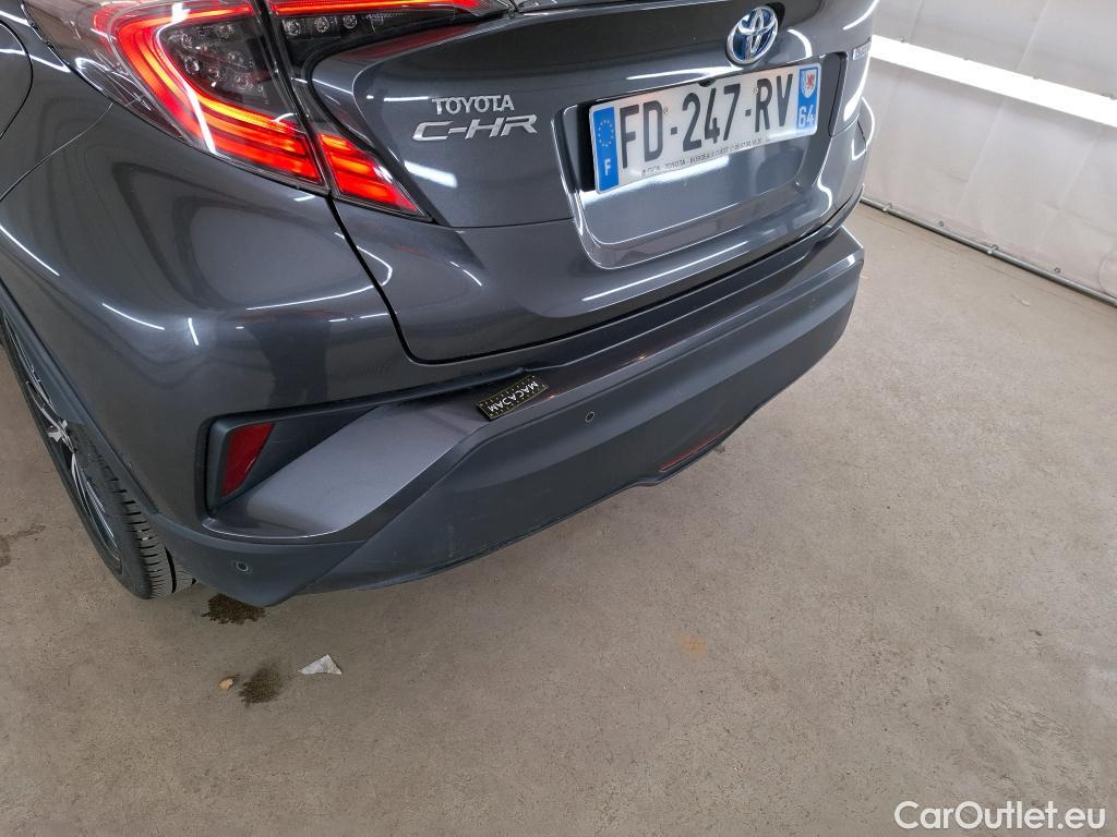  Toyota  C-HR TOYOTA  / 2016 / 5P / SUV 1.8 HYBRIDE 122 DISTINCTIVE #18