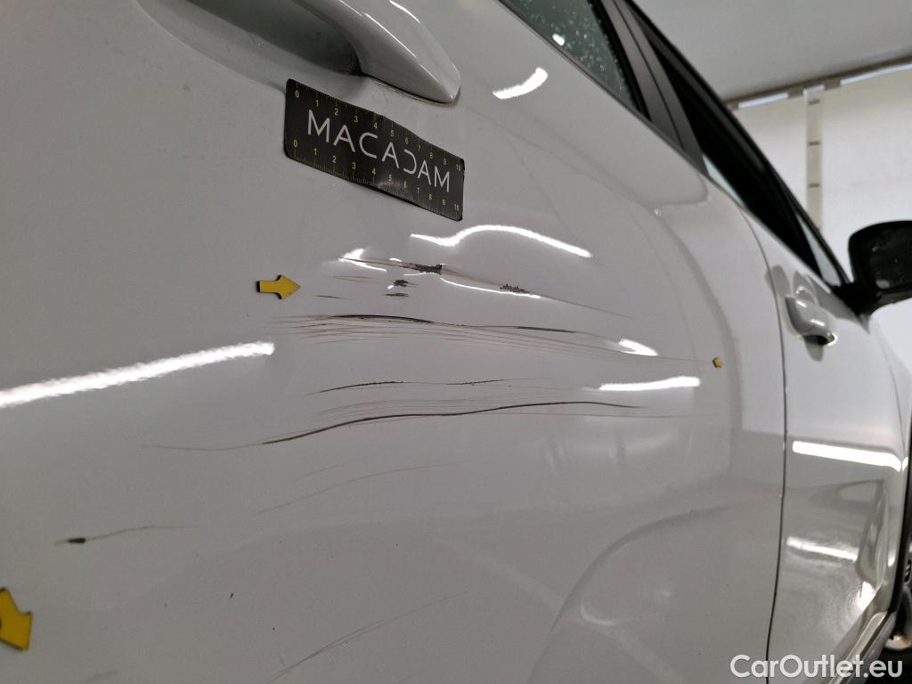  Citroen  C3  Société Feel Nav 1.5 BlueHDI 100CV BVM5 E6dT #2