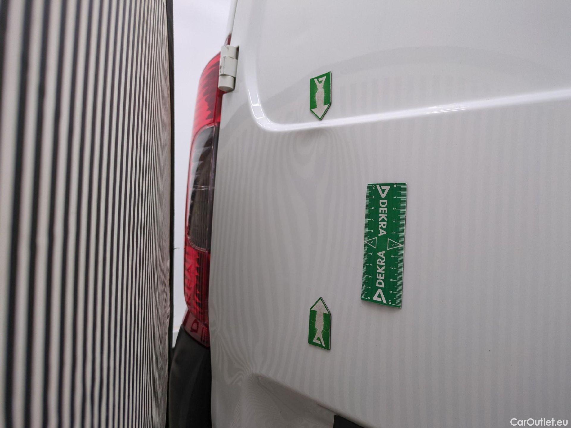  Fiat  Fiorino FIAT  VU 4p Fourgonnette 1.3 Multijet 80 class II Pack Pro Nav #46