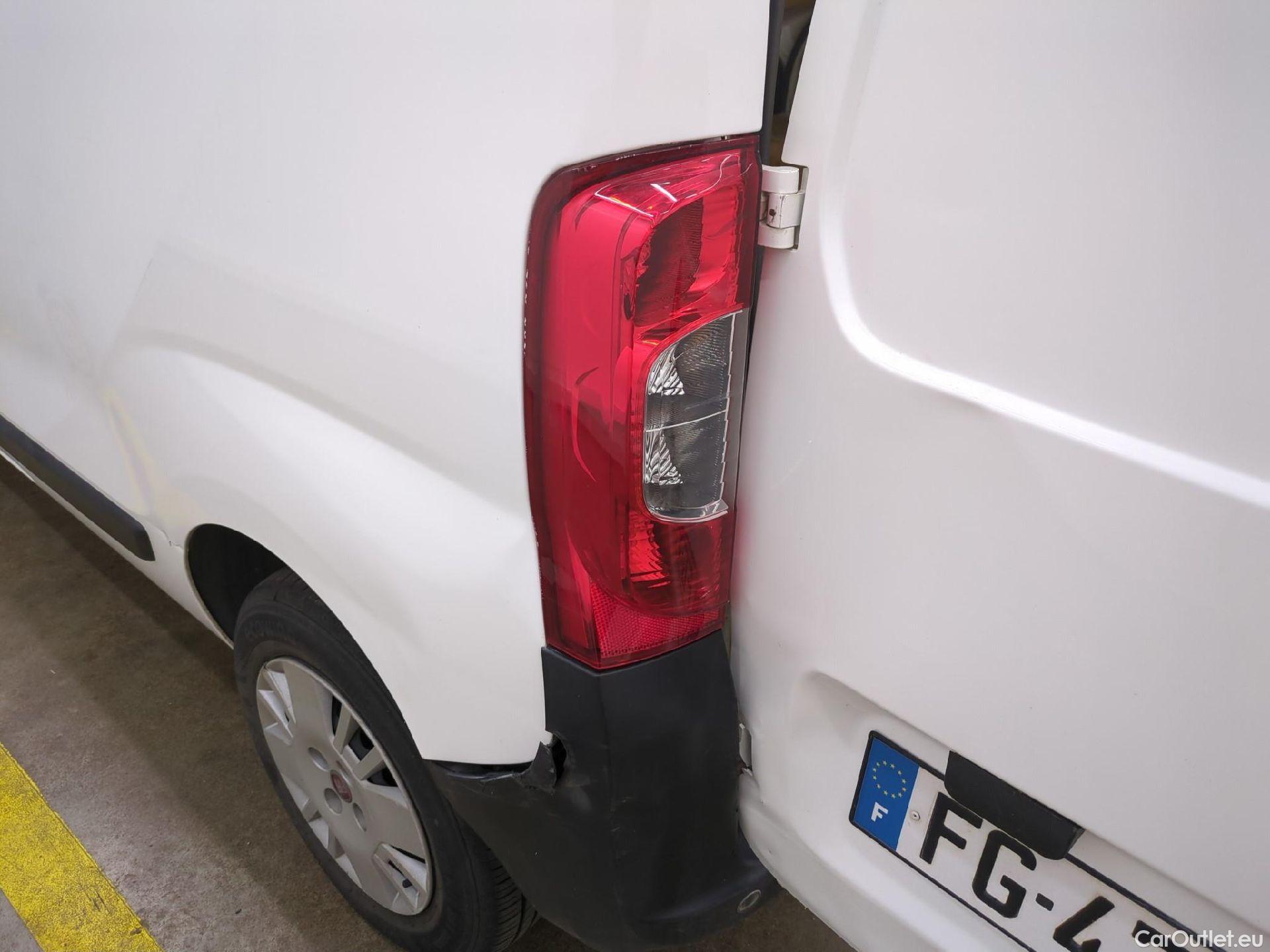  Fiat  Fiorino FIAT  VU 4p Fourgonnette 1.3 Multijet 80 class II Pack Pro Nav #35