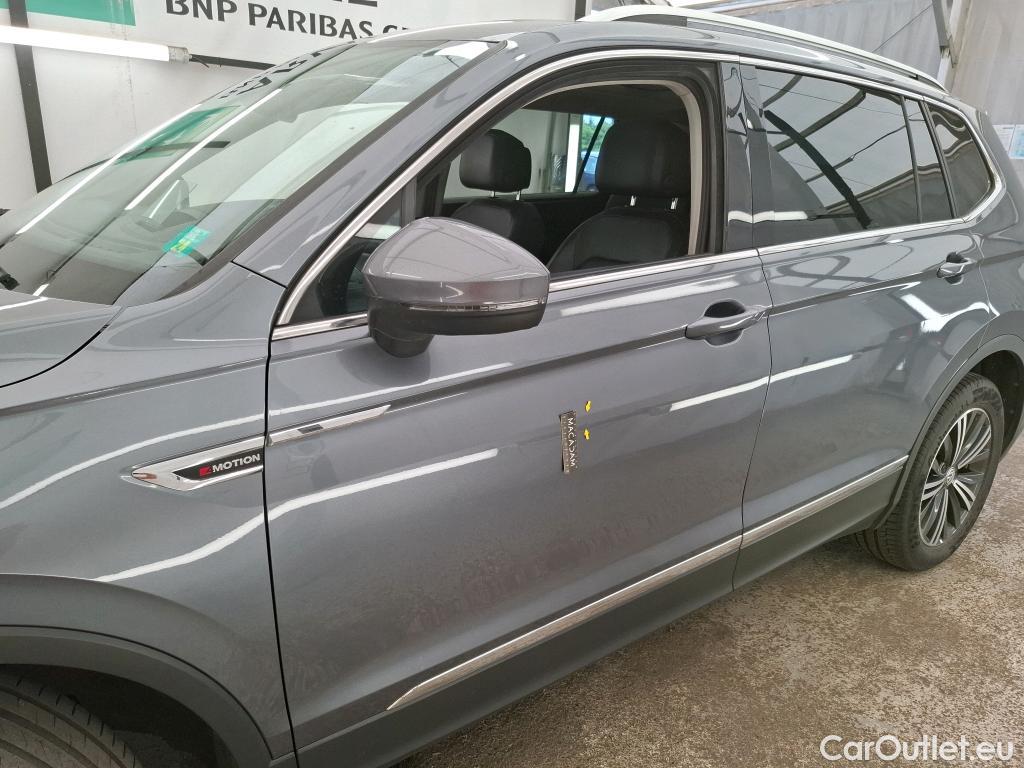  Volkswagen  Tiguan VOLKSWAGEN  Allspace 5p SUV 2.0 TDI 190 DSG7 Carat Exclusive 4Motion #27