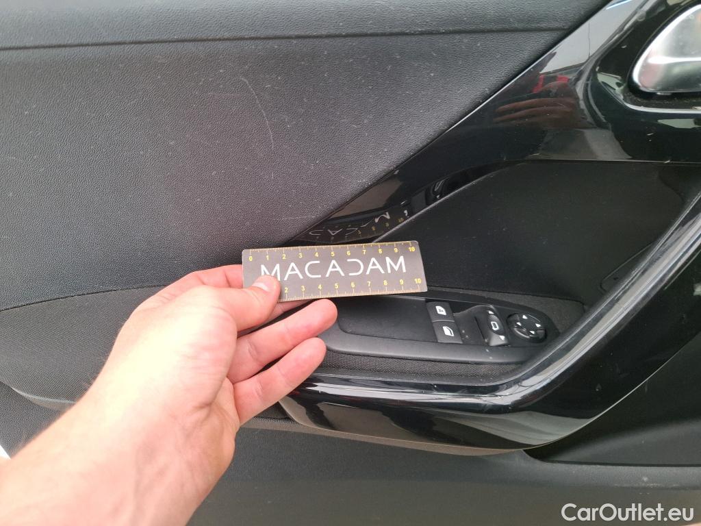  Peugeot  208  Affaire Premium Pack 1.6 HDi 75CV BVM5 E6 #8