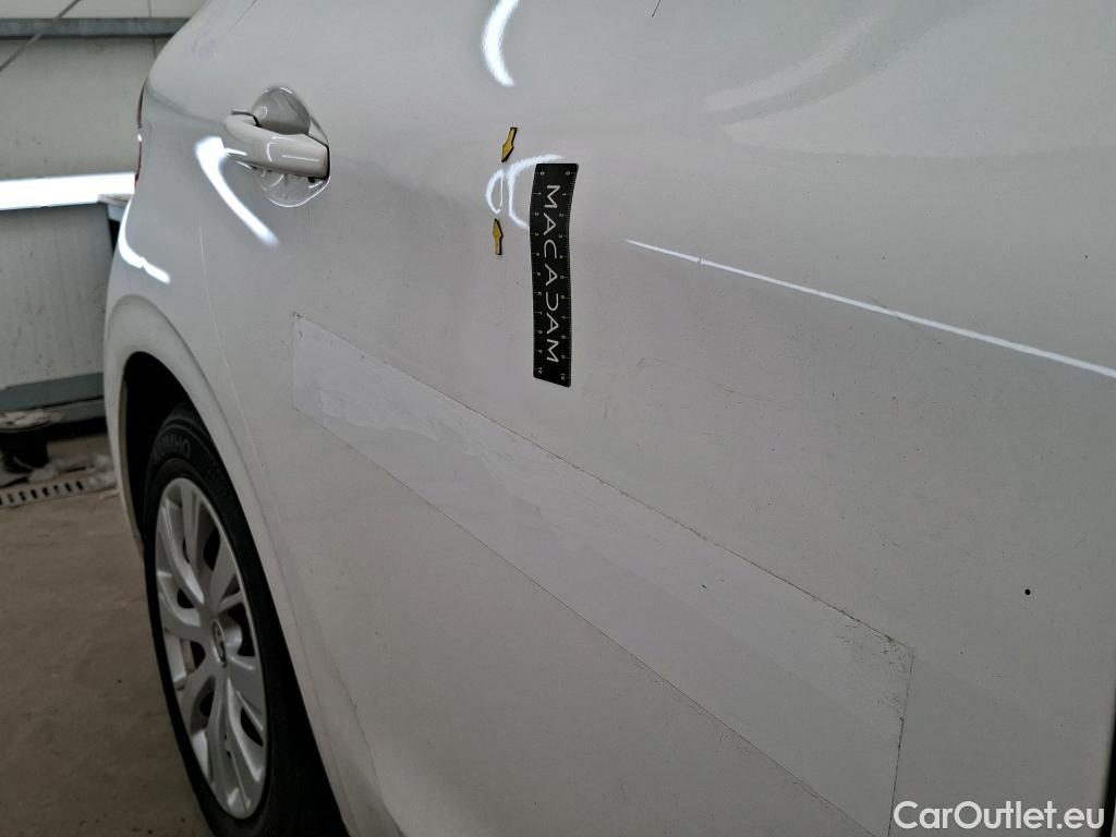  Peugeot  208  Affaire Premium Pack 1.6 HDi 75CV BVM5 E6 #12