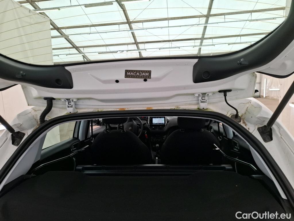  Peugeot  208  Affaire Premium Pack 1.6 HDi 75CV BVM5 E6 #4