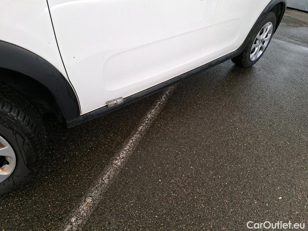  Citroen  C3  Société Feel Nav 1.5 BlueHDI 100CV BVM5 E6dT #18