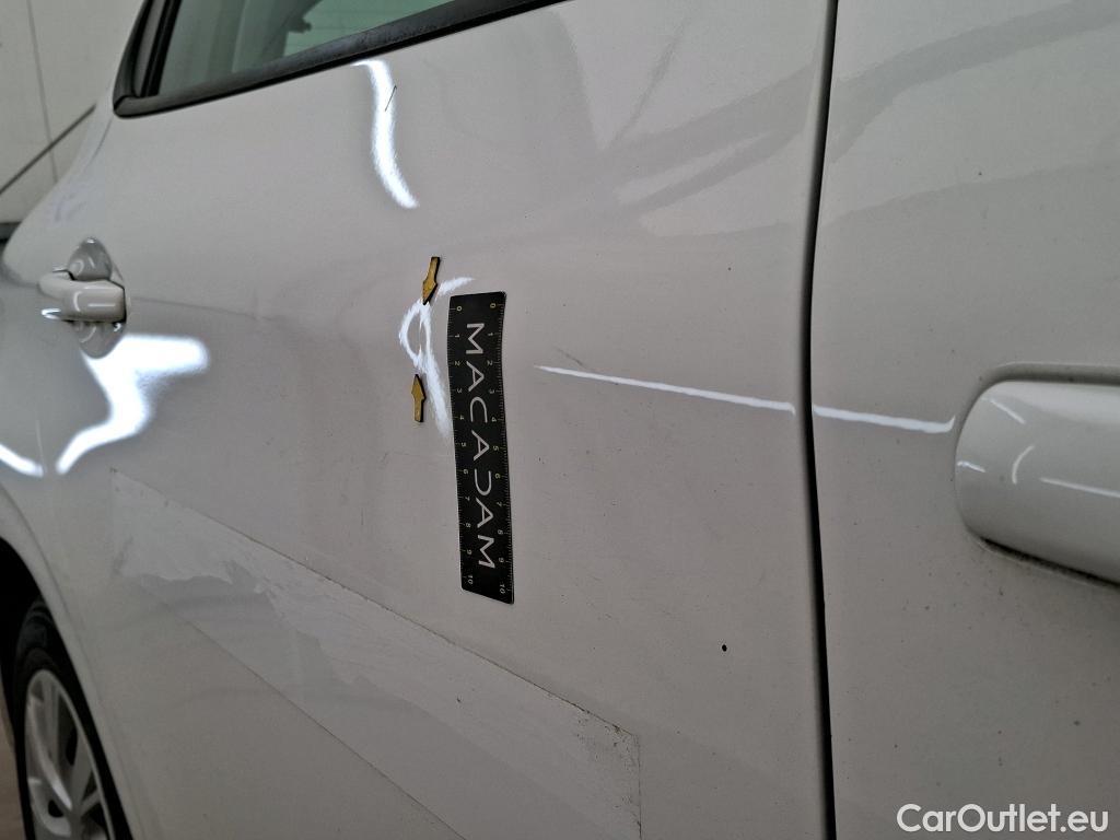  Peugeot  208  Affaire Premium Pack 1.6 HDi 75CV BVM5 E6 #13