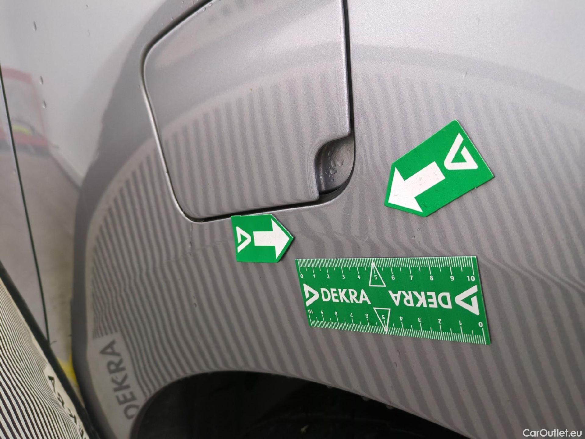  Peugeot  Expert  Fourgon Asphalt L2 2.0 HDi 150CV BVM6 E6d #23