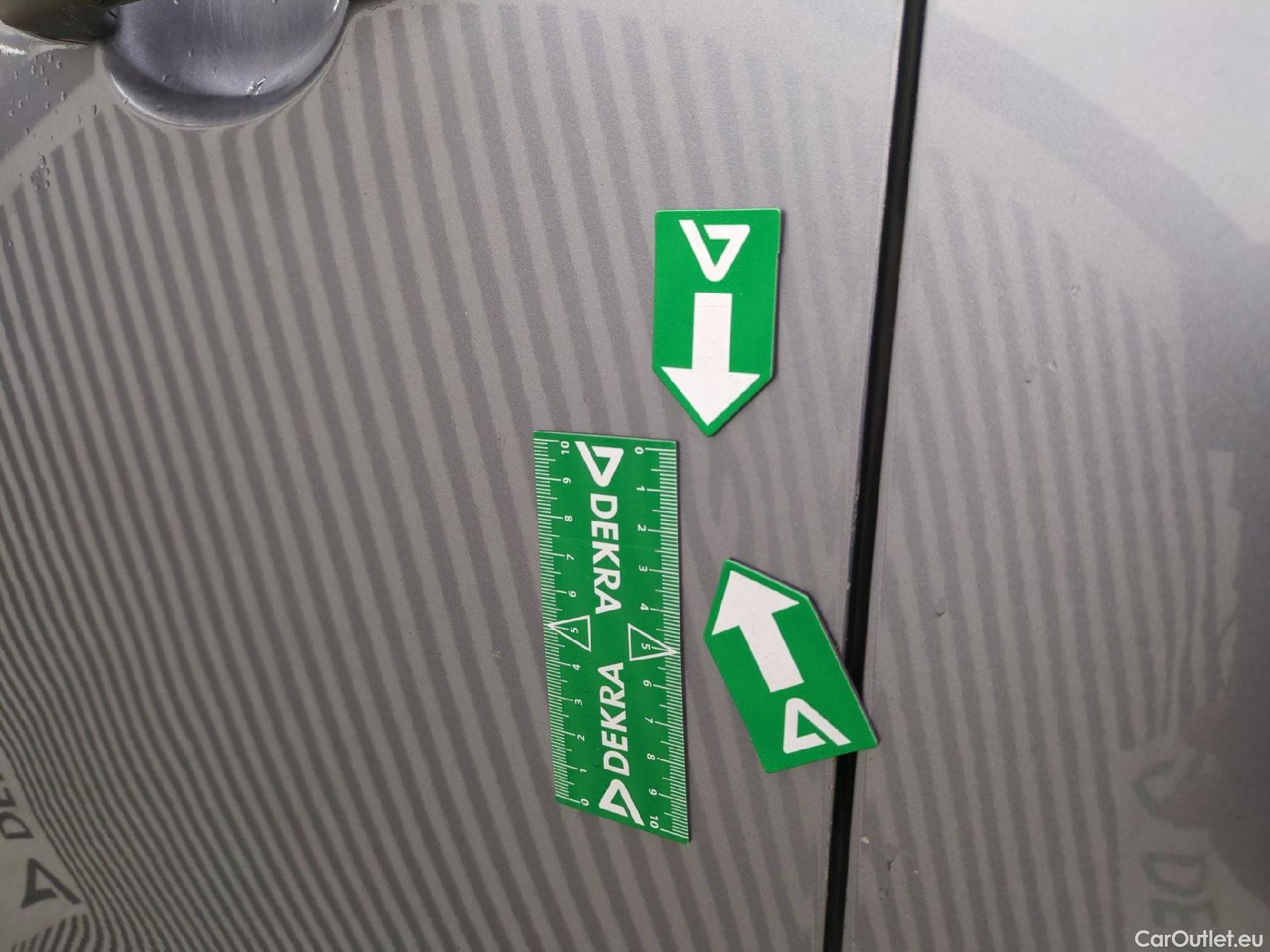  Peugeot  Expert  Fourgon Asphalt L2 2.0 HDi 150CV BVM6 E6d #21