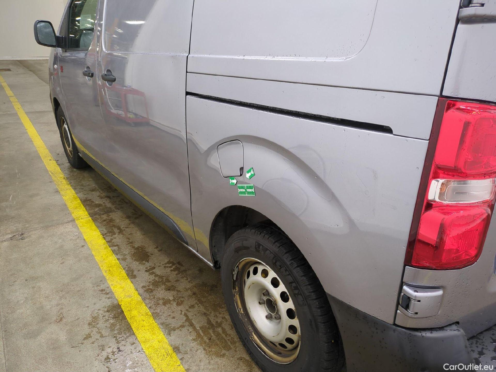  Peugeot  Expert  Fourgon Asphalt L2 2.0 HDi 150CV BVM6 E6d #25