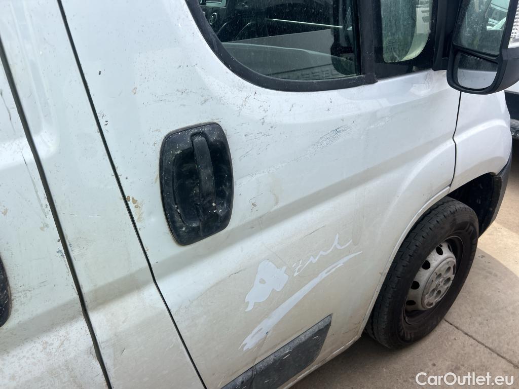  Peugeot  Boxer  Furgón Techo Elevado 333 L2H2 Premium BlueHDi 140 Stop&Start HDi #31