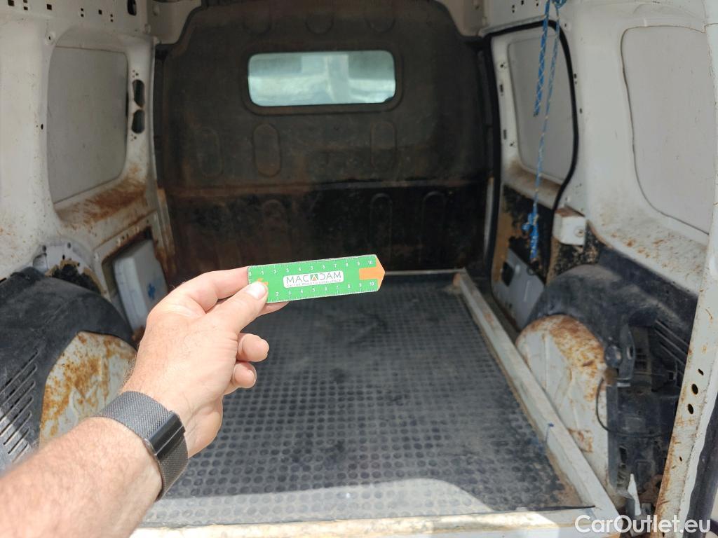  Renault  Kangoo  II Furgón Professional 1.5 dCi 75CV E5 #1