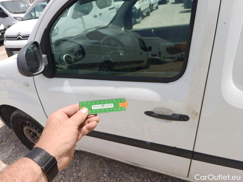  Renault  Kangoo  II Furgón Professional 1.5 dCi 75CV E5 #34