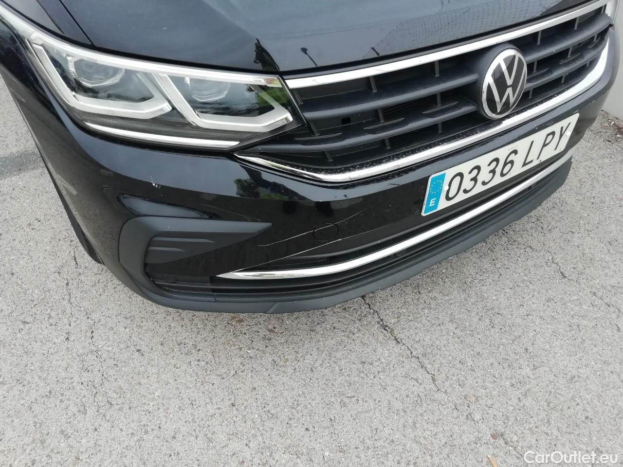  Volkswagen  Tiguan  Life 2.0 TDI 150CV E6d #4