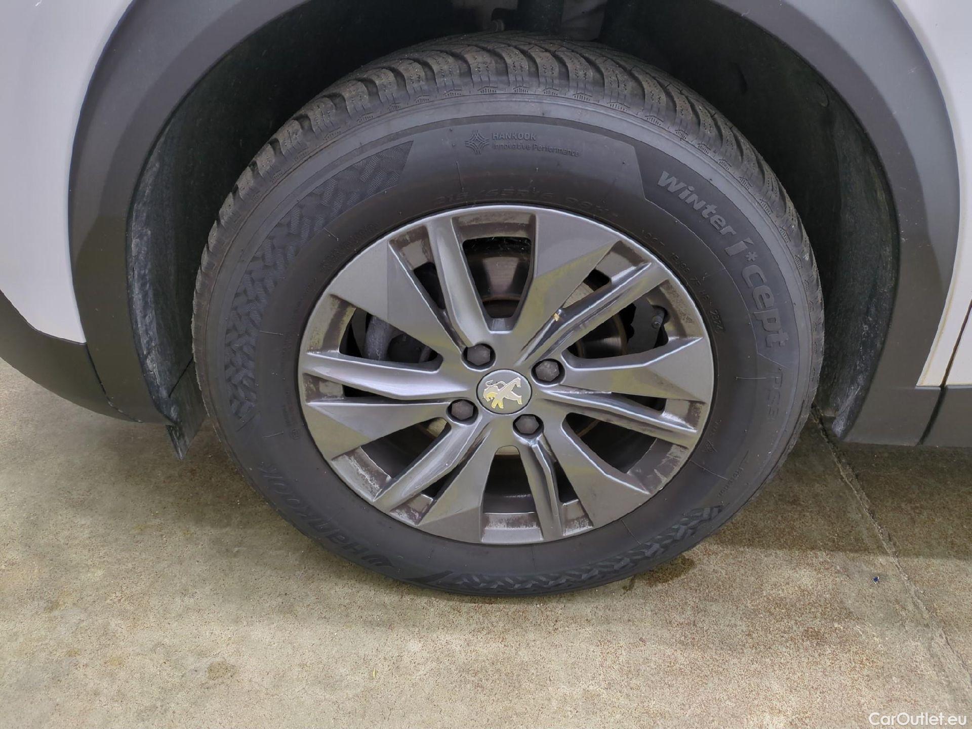  Peugeot  2008  Active Business 1.2 PureTech 130CV E6d #1
