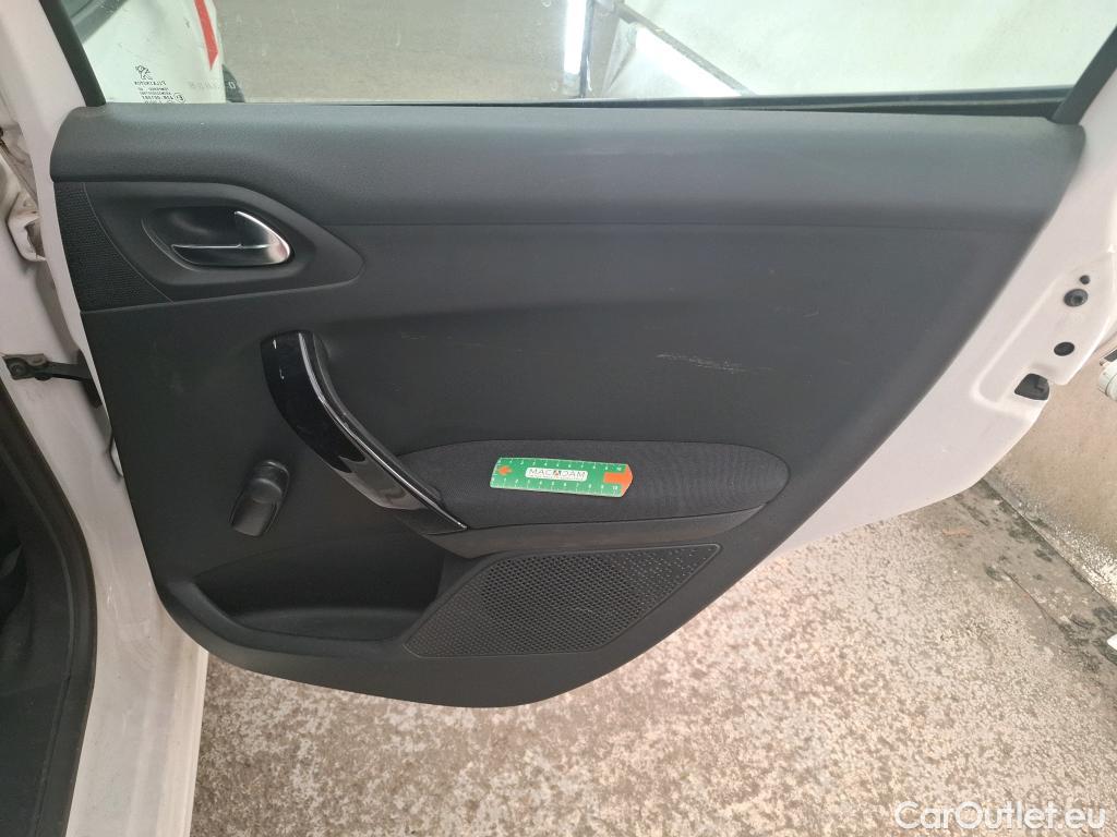  Peugeot  208 PEUGEOT  Affaire VU 5p Berline Puretech 82 EU6.c S&S PREM PACK #18