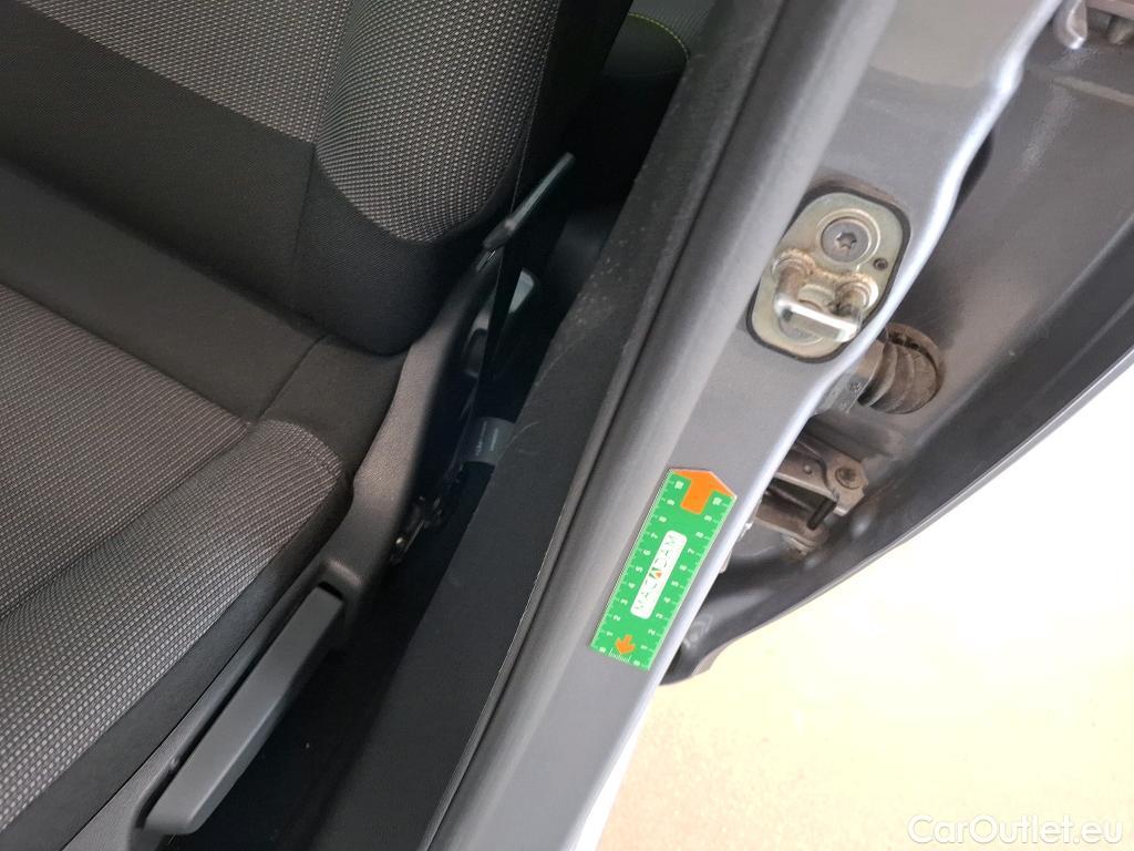  Citroen  C3  Feel Business 1.2 PureTech 80CV BVM5 E6d #10