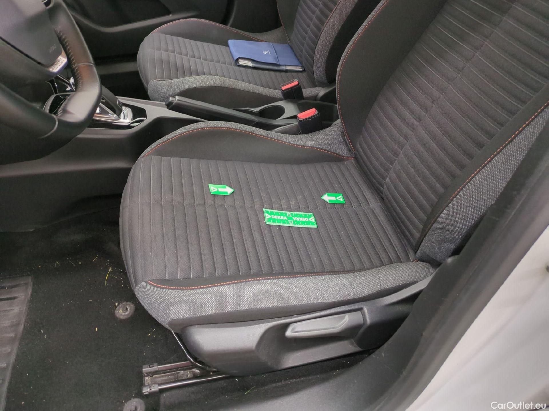  Peugeot  2008  Active Business 1.2 PureTech 130CV E6d #2