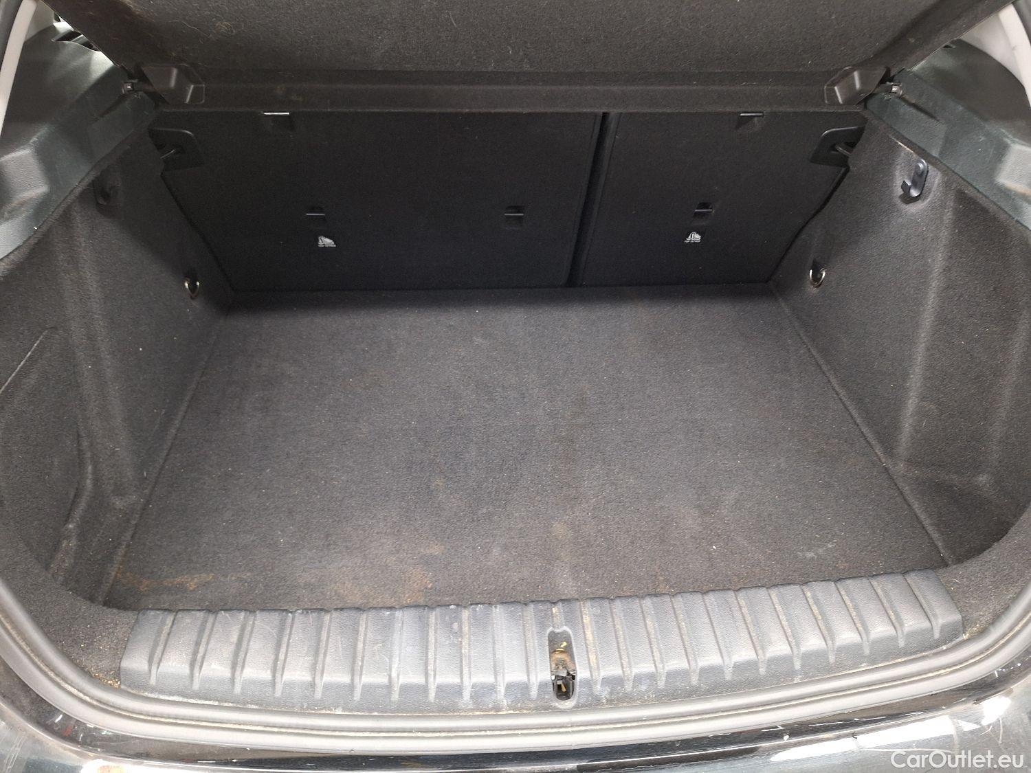  Bmw  Serie 1 BMW, 1-serie '19, BMW 1 Reeks Hatch 116dA (85 kW) 5d #30