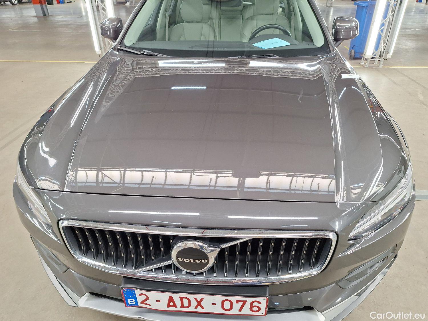  Volvo  V90 Volvo,  Cr.Country FL'20, Volvo  Cross Country B4 D 4x4 Geartr. Cross Cou #24