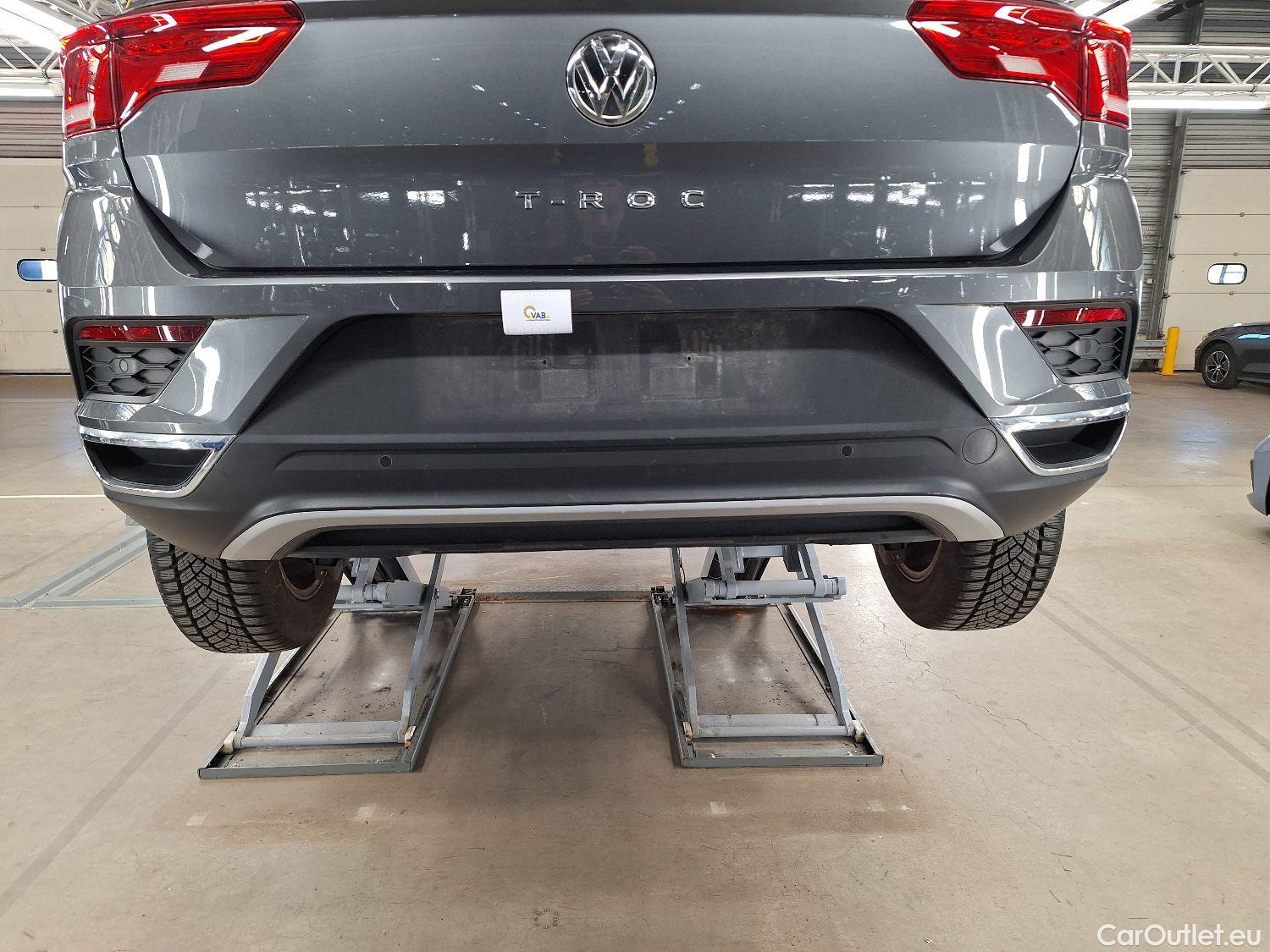  Volkswagen  T-ROC VW,  '17, Volkswagen  1.6 TDI SCR Style 5d #7